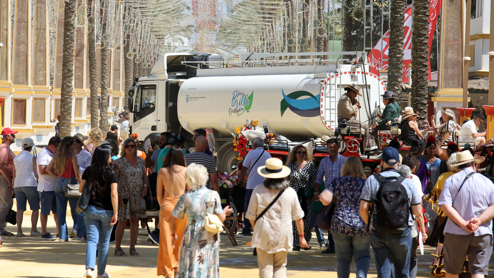 Búscate en las imágenes del Jueves en la Feria de Jerez 2023