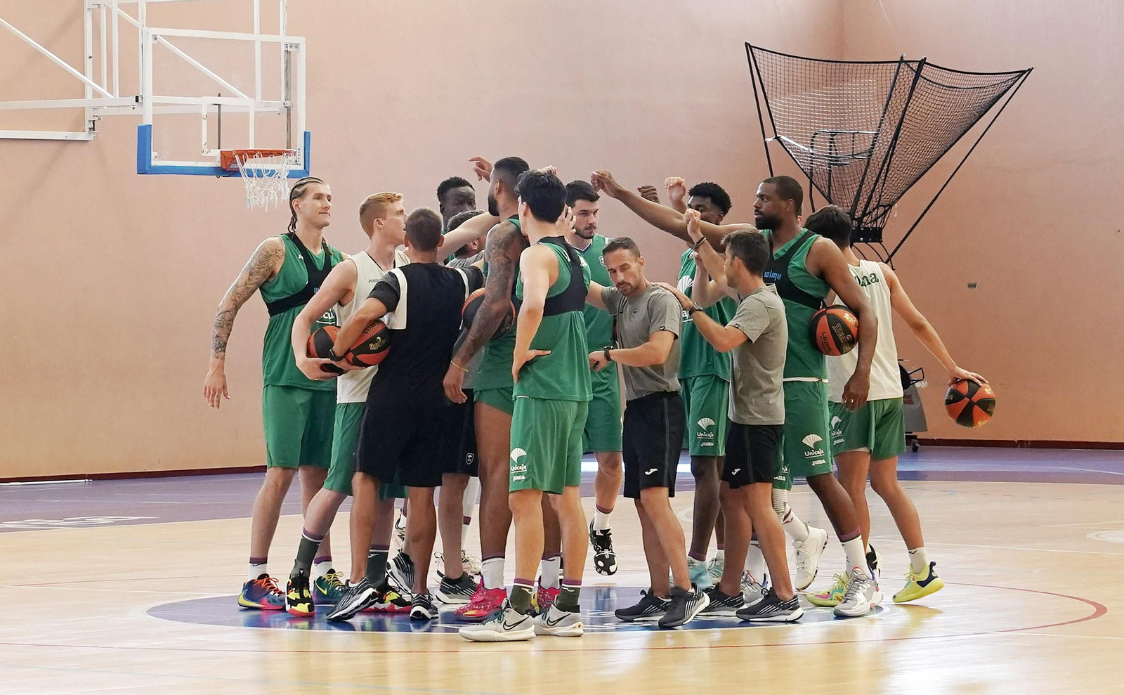 Las fotos del entrenamiento del Unicaja en grupo