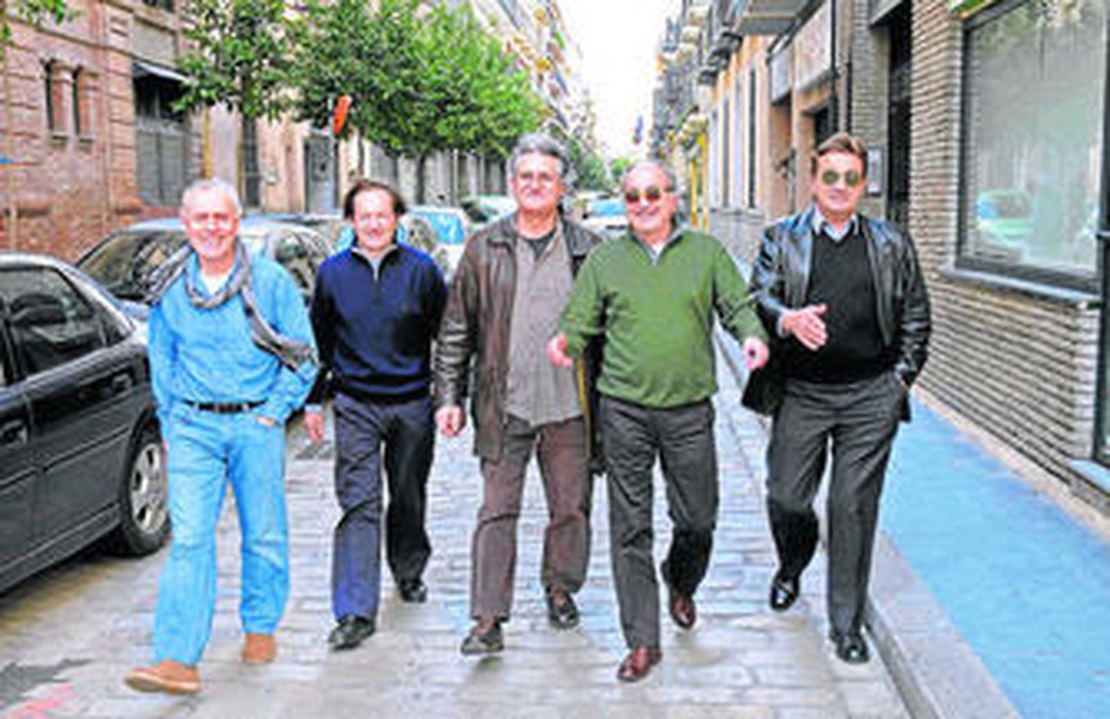 Los Sírex, con Antoni Miquel, segundo por la derecha, con sus gafas amarillas como "homenaje a La Paquera de Jerez".