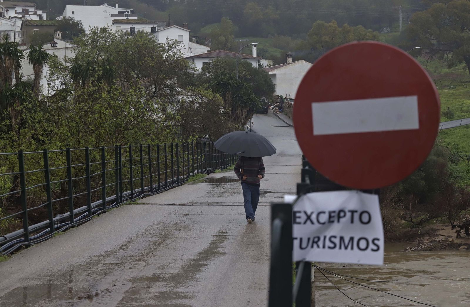 Fotos de los desperfectos provocados por las borrascas en Jimena de la Frontera