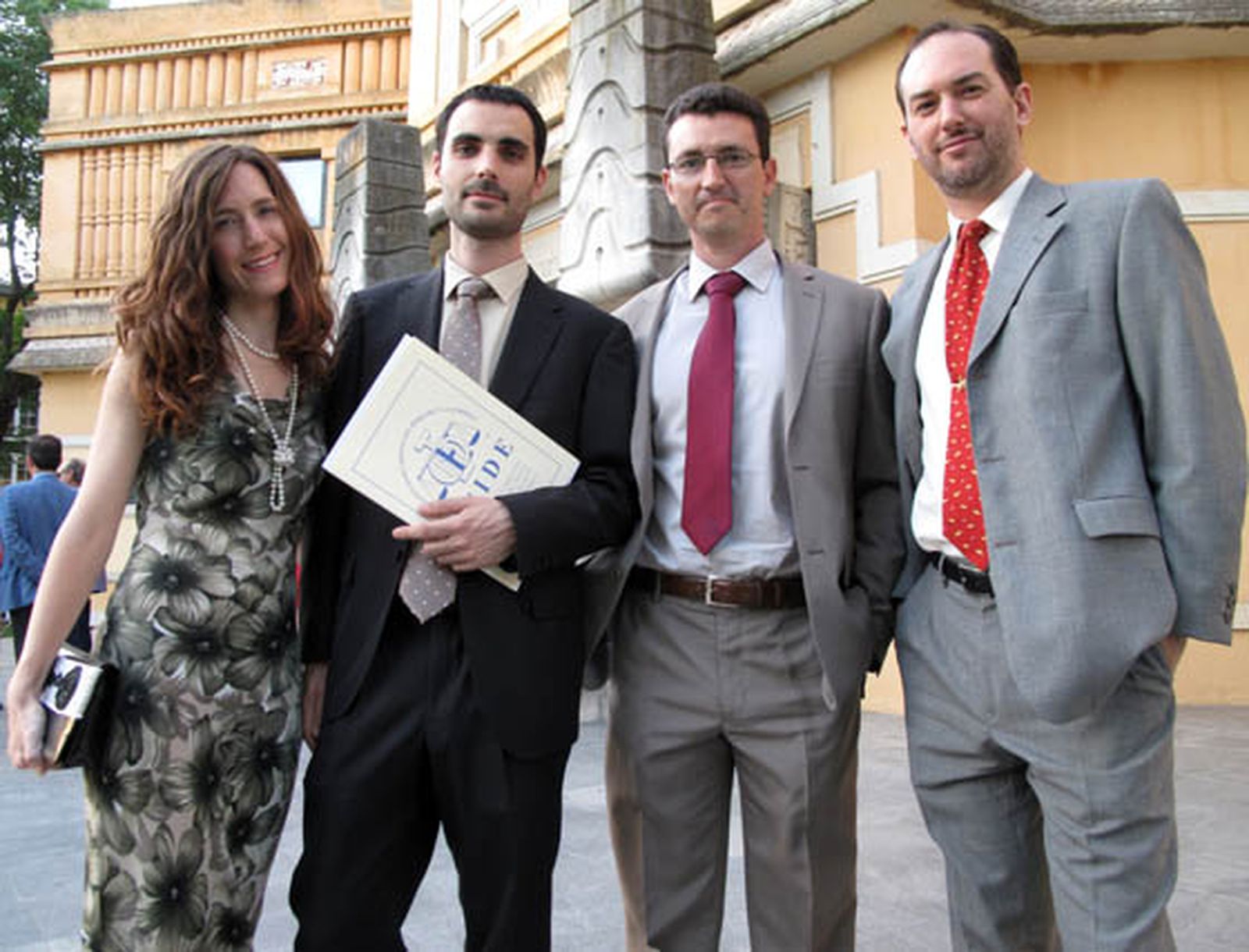 Ana Jiménez, Juan Manuel Delgado, (PJ) y los abogados José Carlos Martín y Carlos Fernández-Andrade, del Programa Experto en Mediación Familiar. 

Foto: Victoria Ramírez
