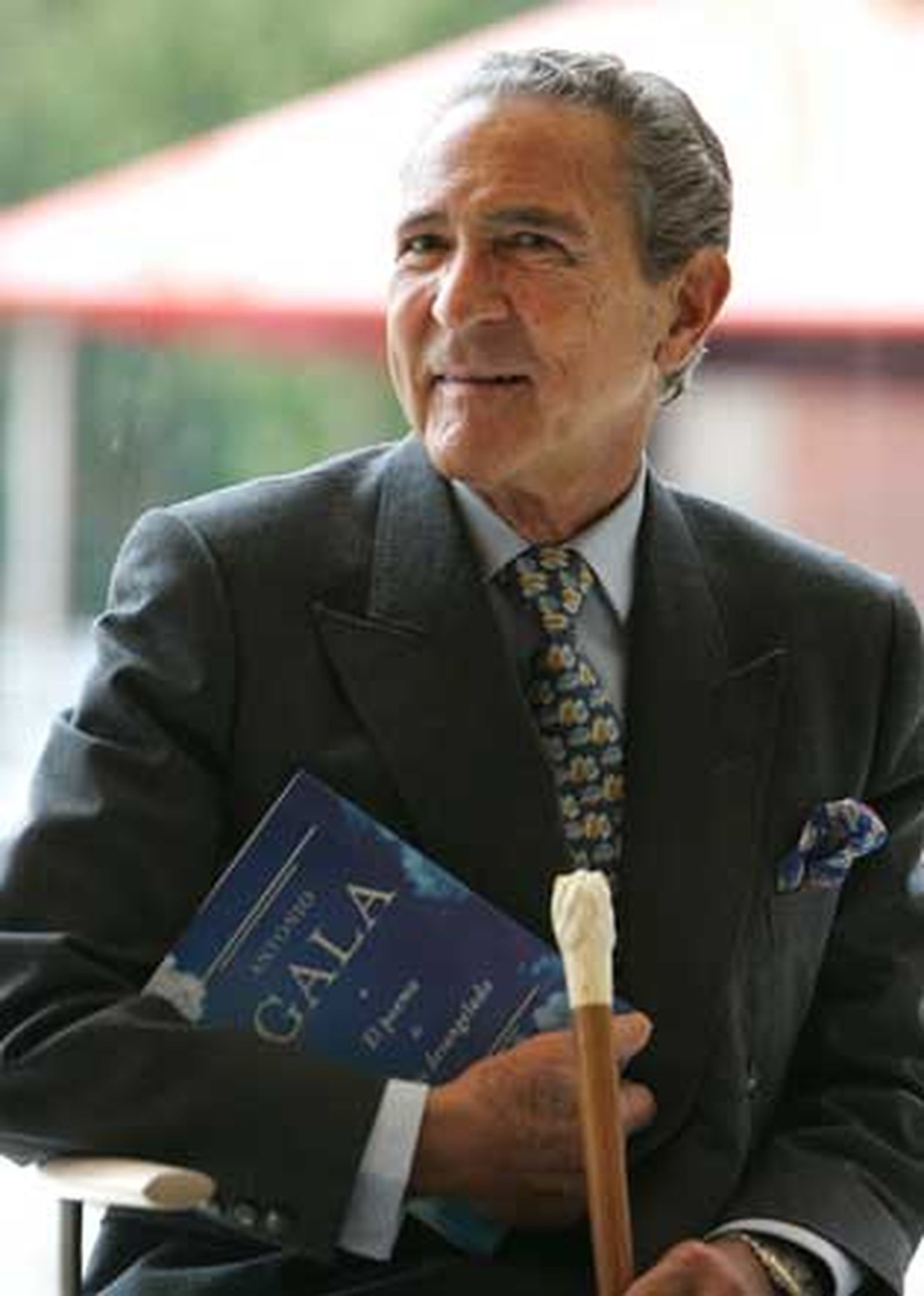 Antonio Gala presenta en Venecia su última obra, 'Los papeles del agua'