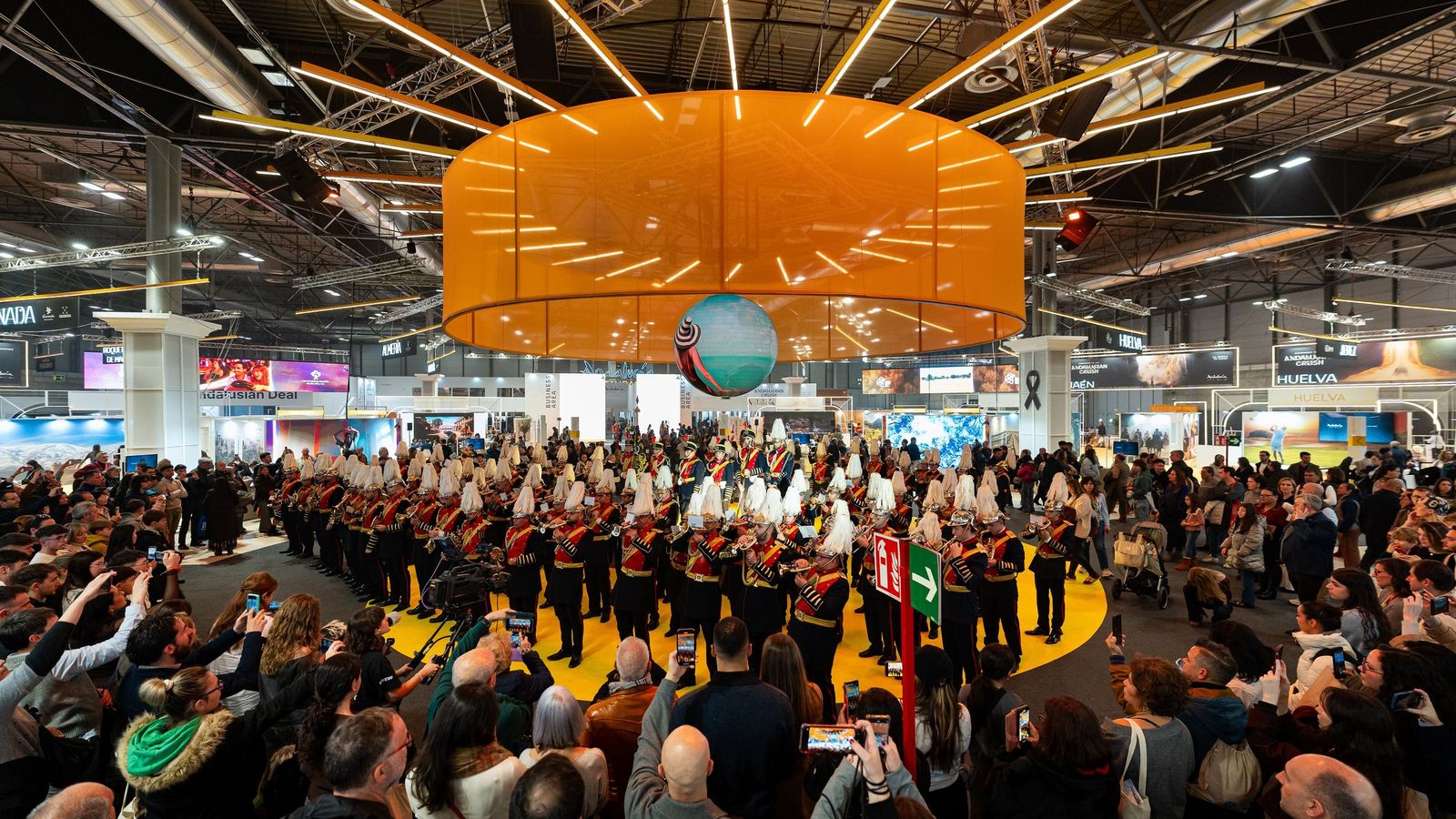 Actuación Banda de las Penas de Úbeda en Fitur.