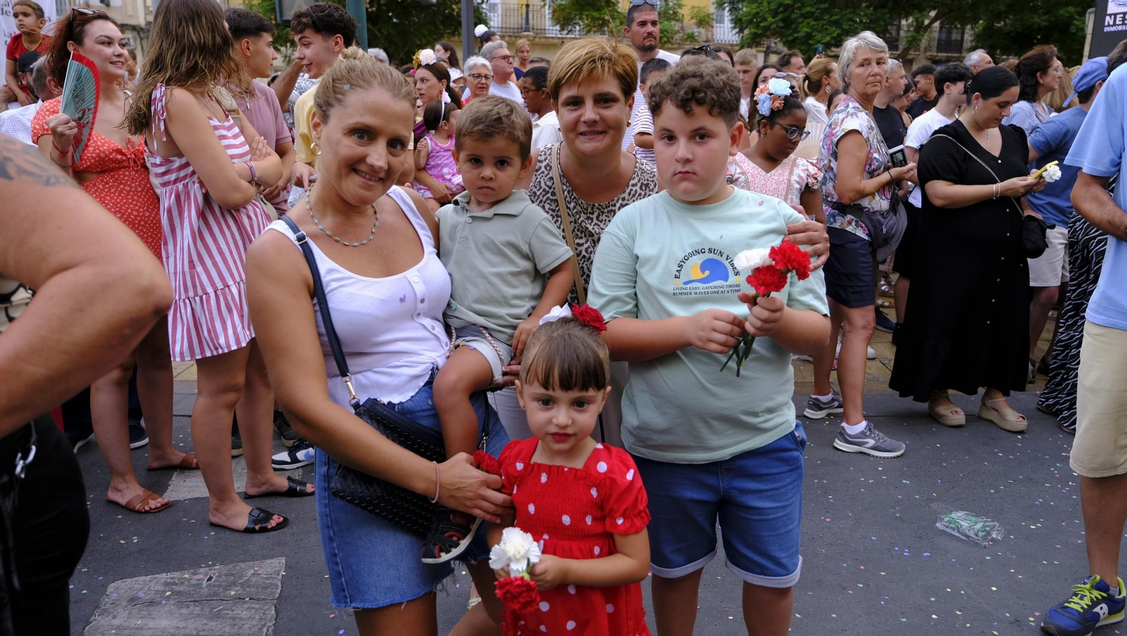 Las mejores imágenes de la Batalla de Flores de Almería