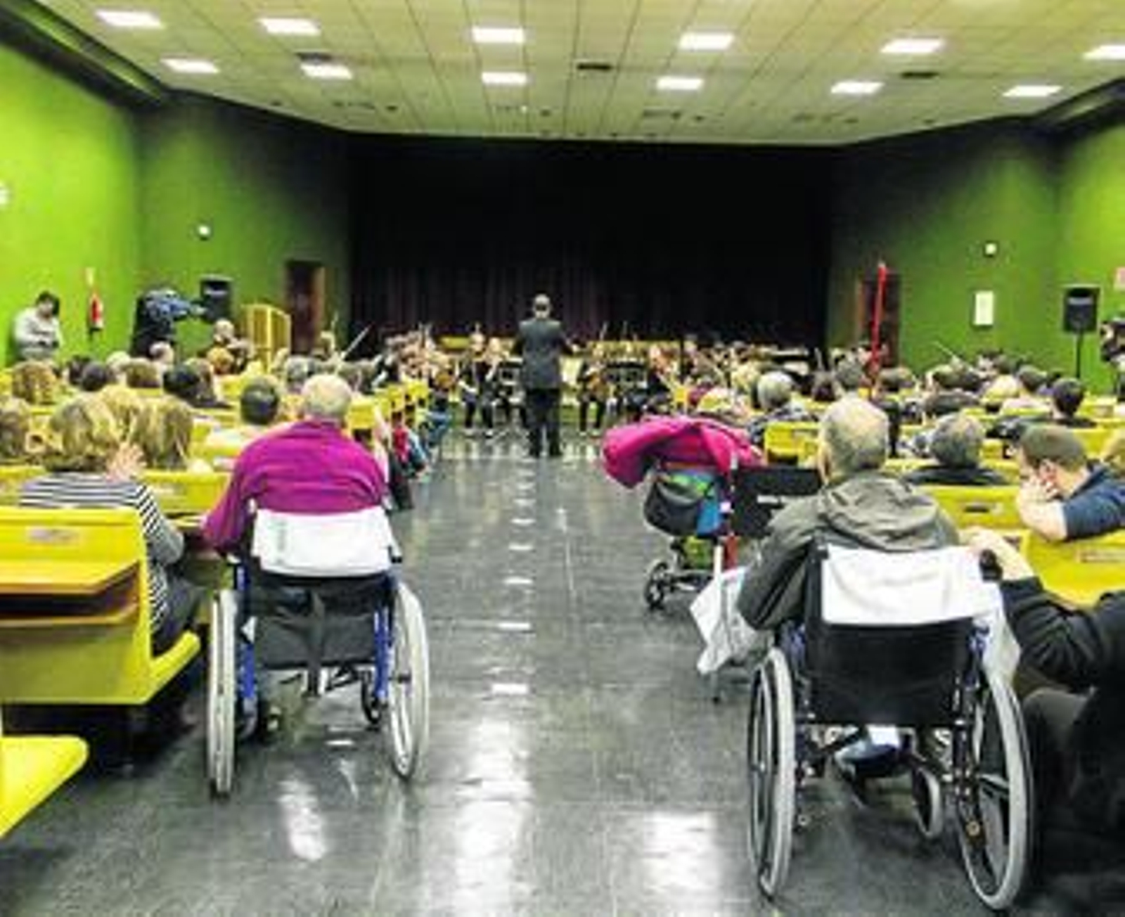 El concierto se celebró en el salón de actos del Hospital de Traumatología.