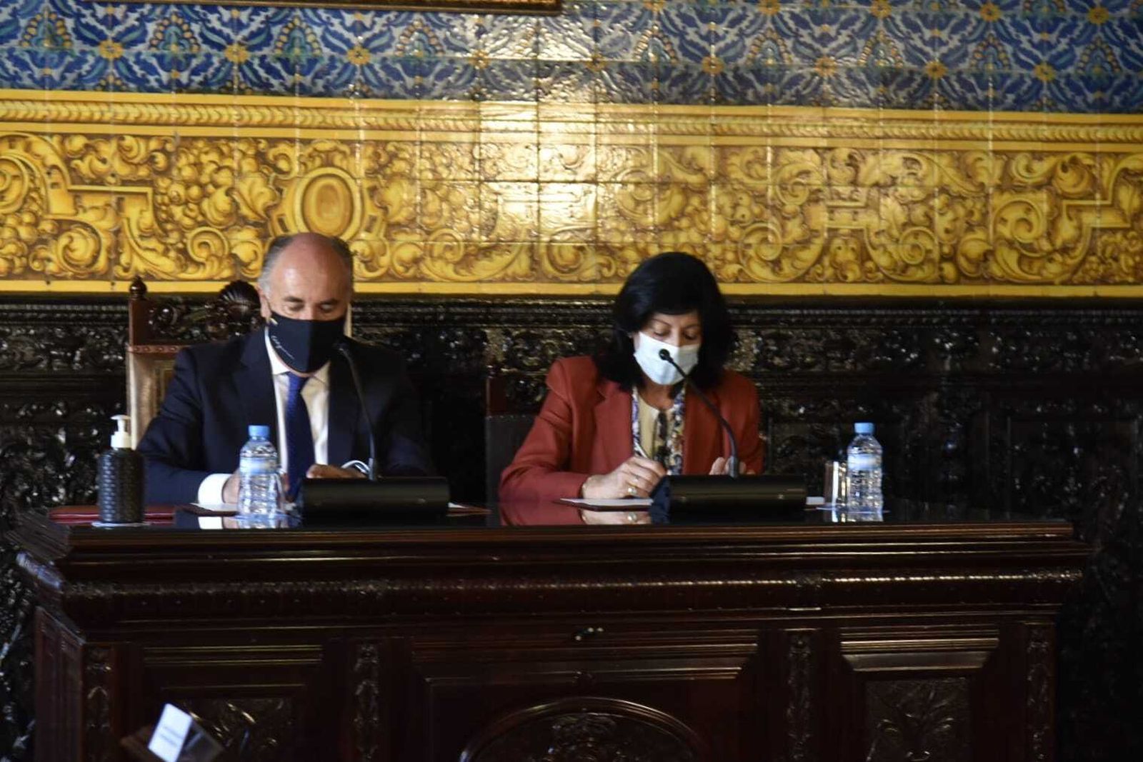 José Ignacio Landaluce, este lunes, junto a la secretaria de Estado de Defensa, Esperanza Casteleiro.