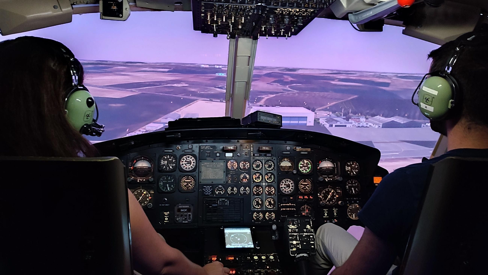 El simulador de vuelo del helicóptero Bell 412 Full Flight