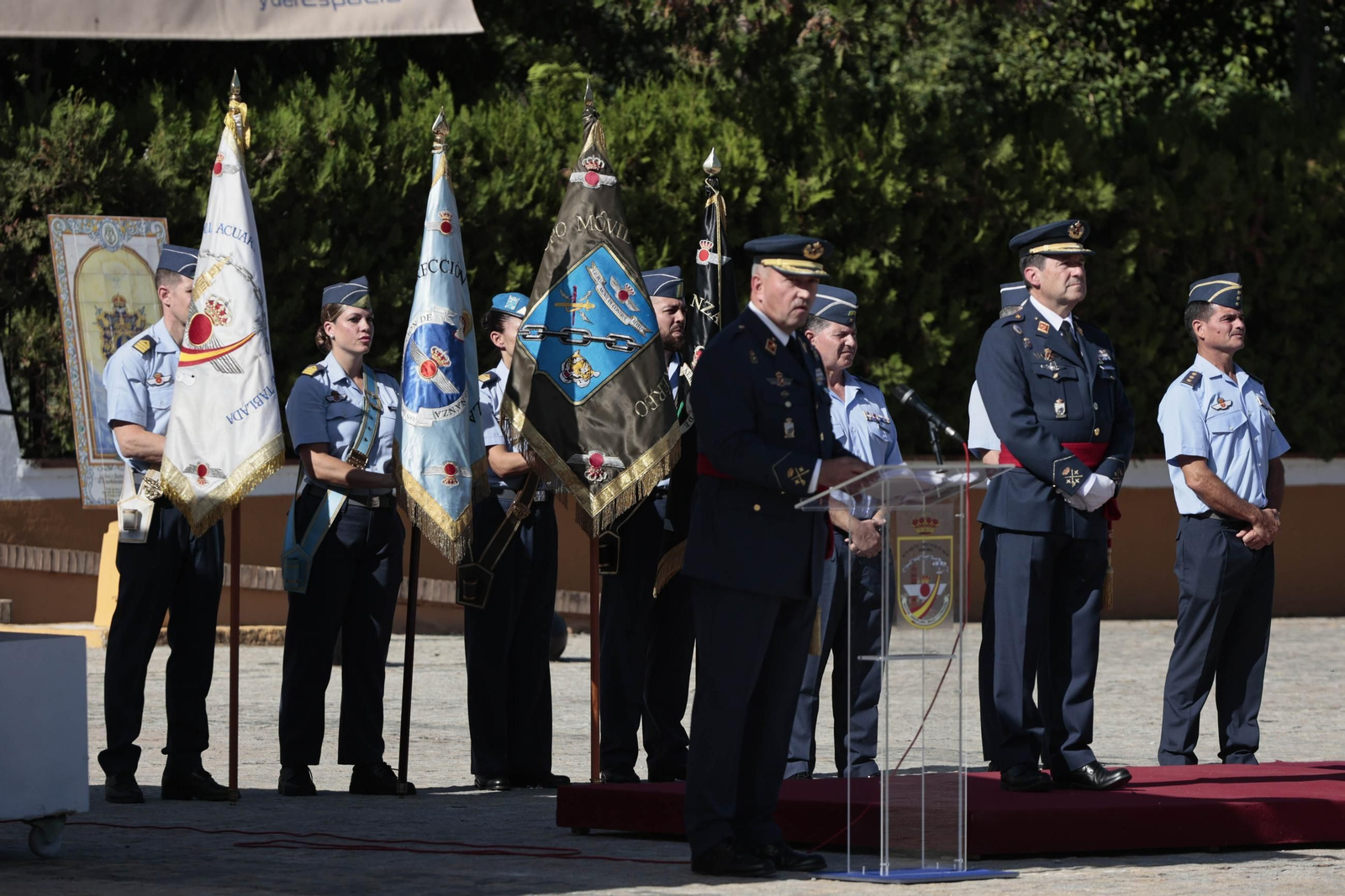 Toma de posesión del nuevo General director de enseñanza del Ejército del Aire en el acuartelamiento de Tablada