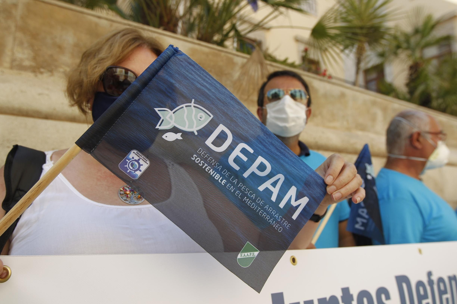 Protestas de los pescadores de flotas de arrastre de Almería, Granada y Alicante.