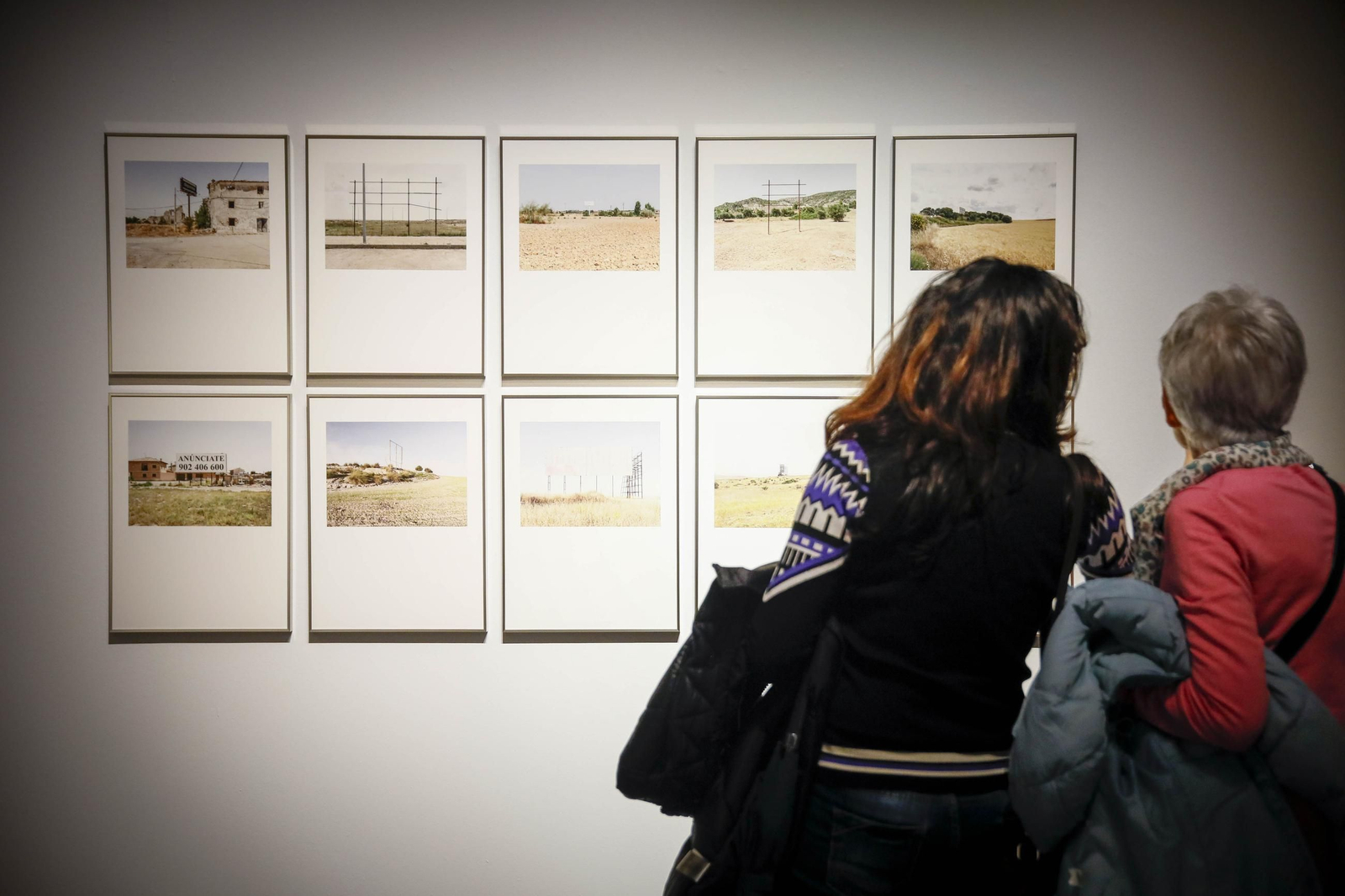 La exposición fotográfica 'Espacio disponible' de Eduardo Nave en el Centro Andaluz de la Fotografía de Almería, en imágenes