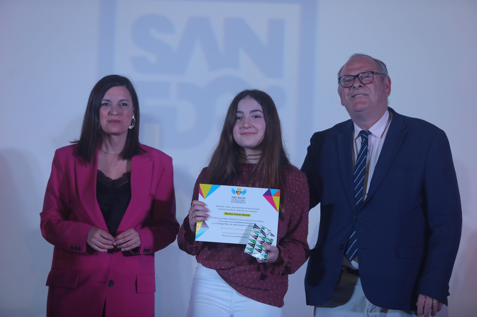 Las imágenes del acto de entrega de premios a los mejores expedientes académicos en San Fernando