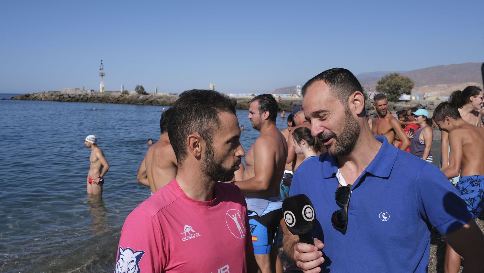 Imágenes de la travesía a nado de la Feria de Almería 2022
