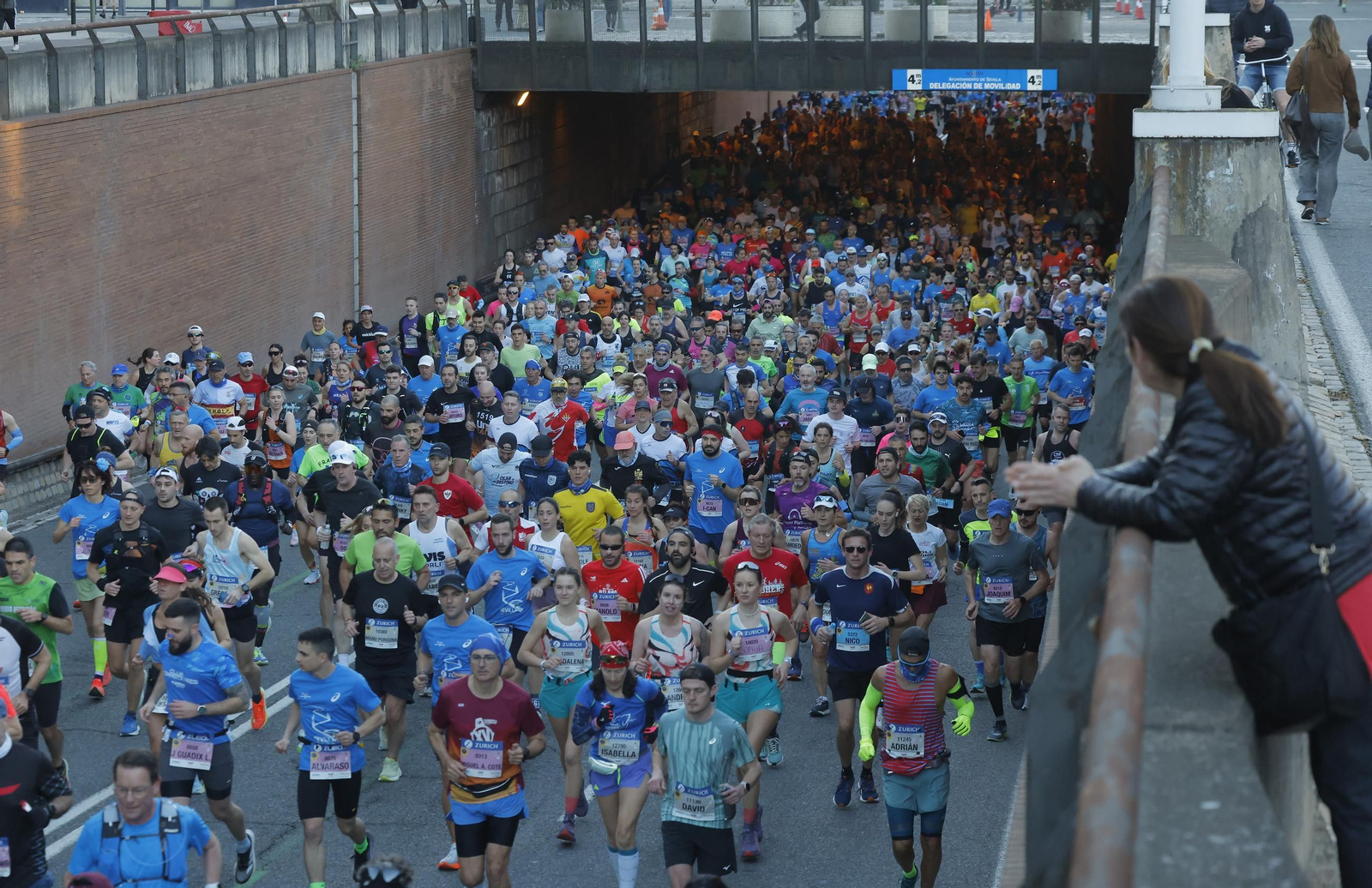 Búscate en el Zurich Maratón de Sevilla 2025