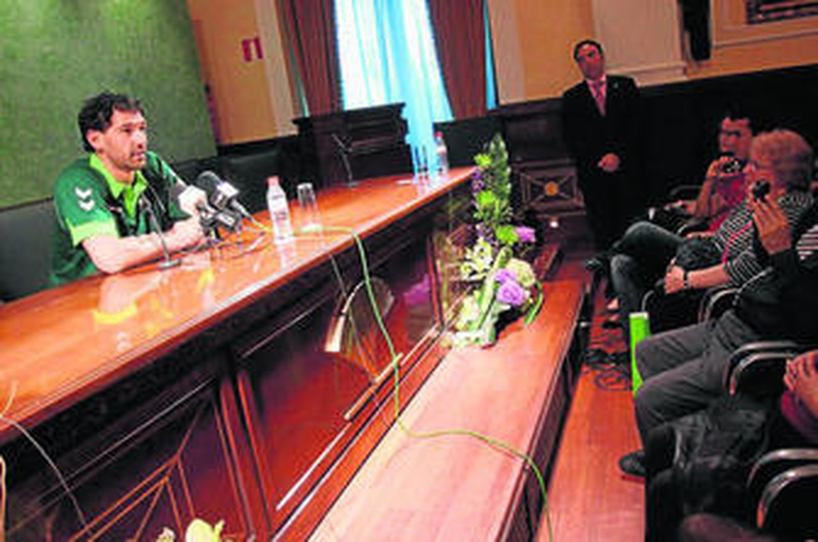 Jorge Garbajosa, en su encuentro con los aficionados.