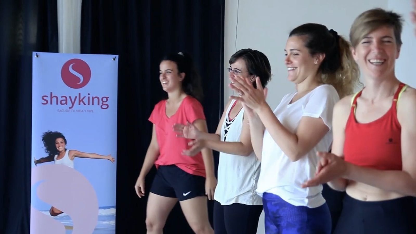 Clase de 'shayking' de La Barca Otro Teatro.