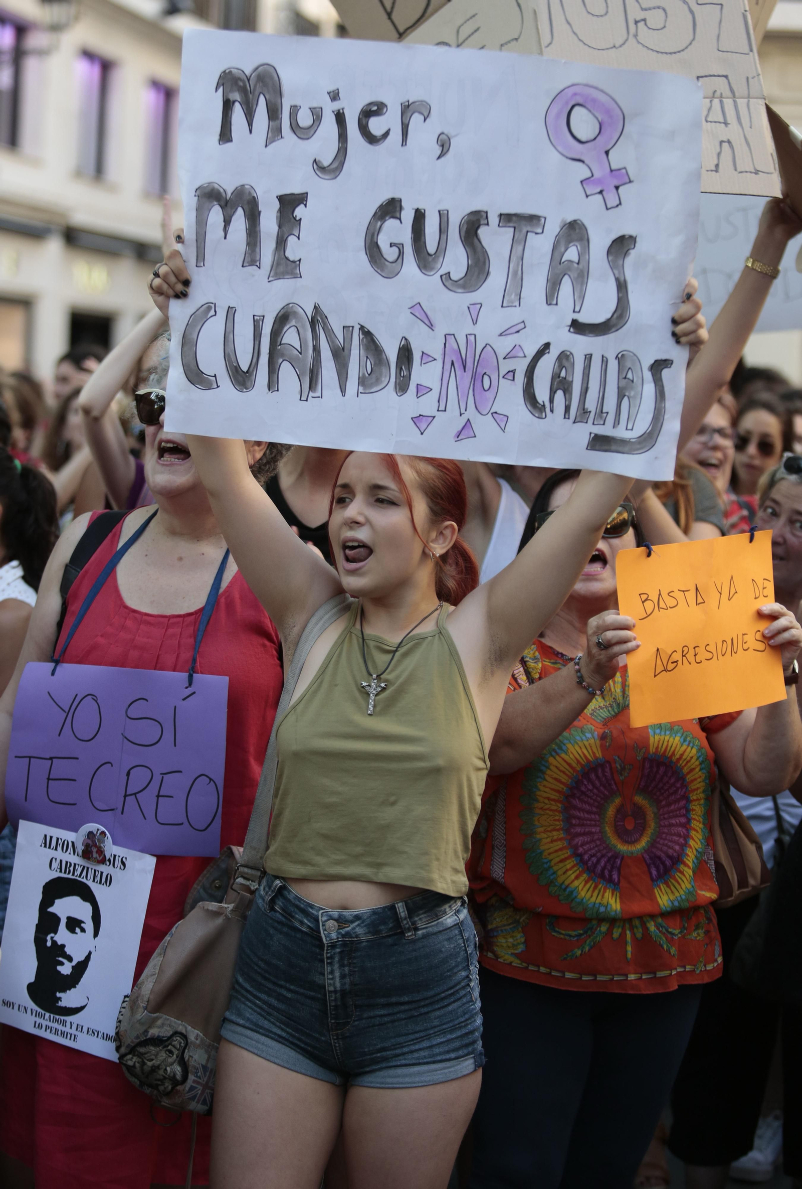 Manifestación contra la libertad de la Manada en Sevilla