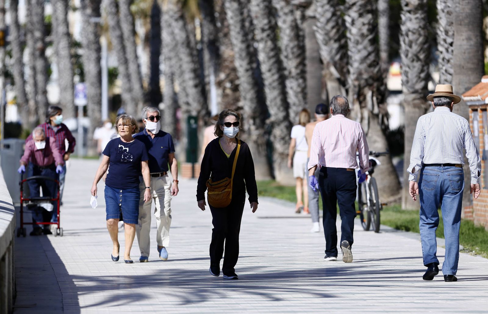 Fotos: Los mayores vuelven a sus paseos