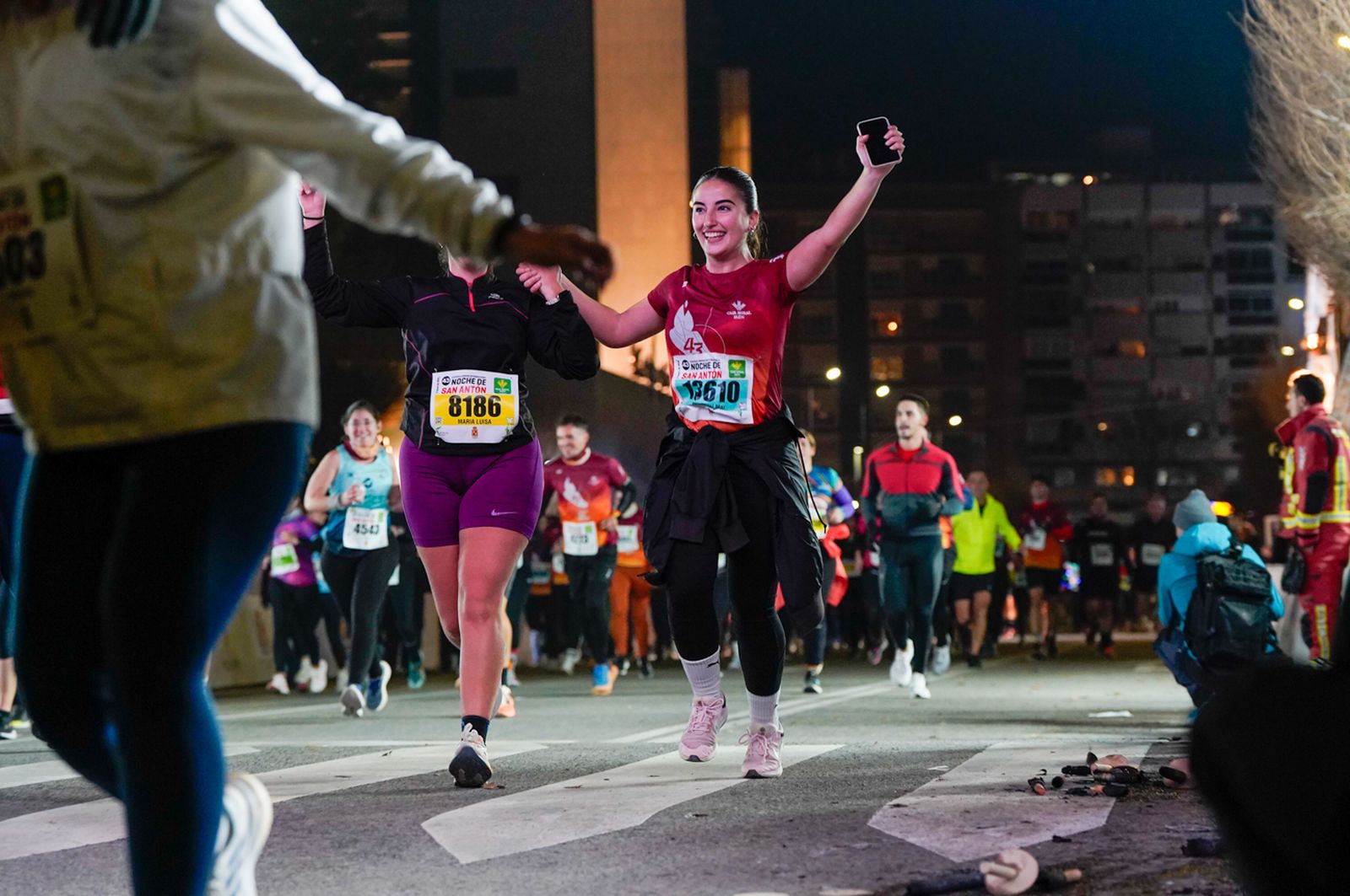 En imágenes: búscate en tu llegada a meta de la Carrera de San Antón 2026 (17)