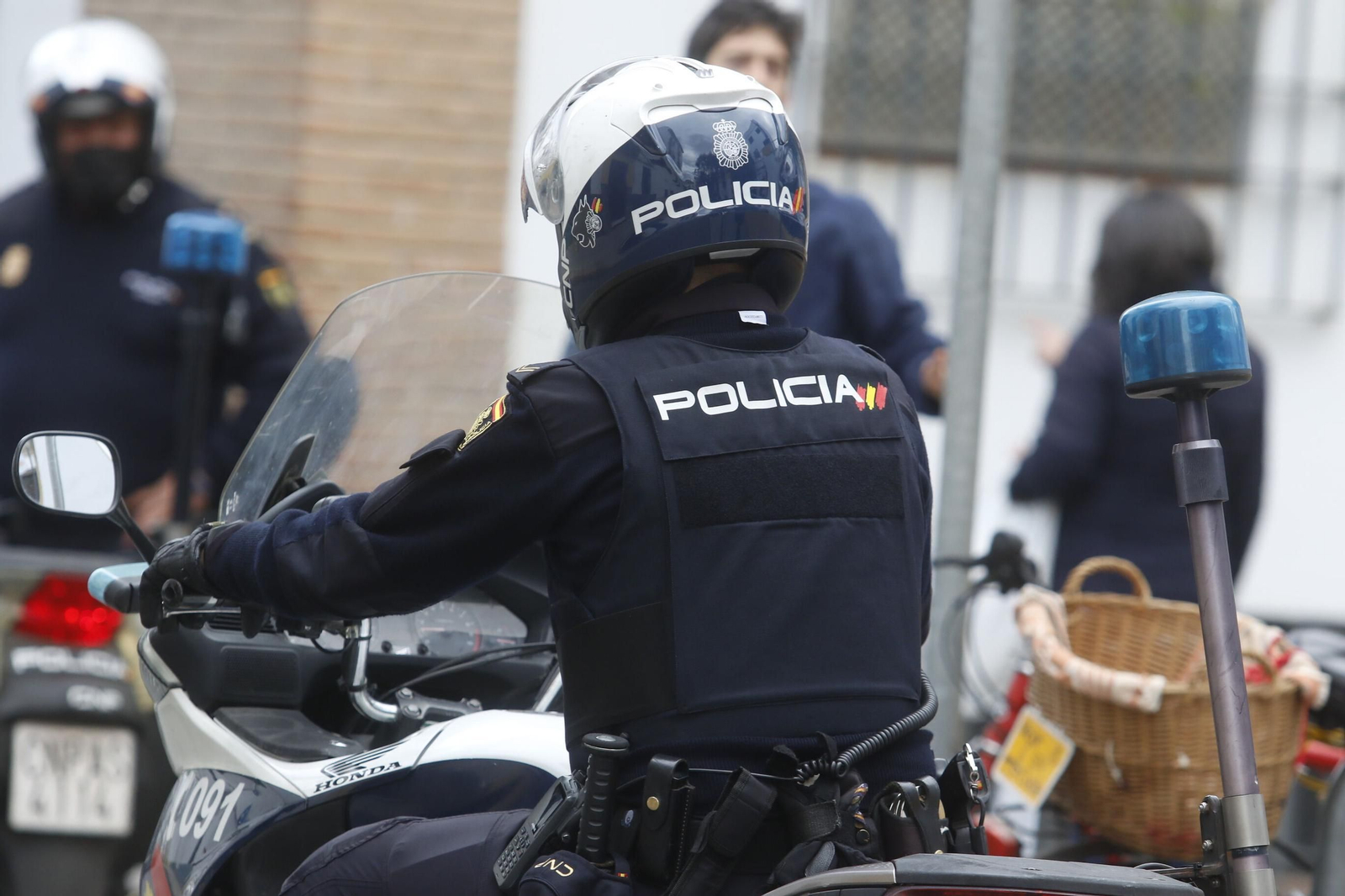 Un agente de la Policía Naciona del Córdoba.