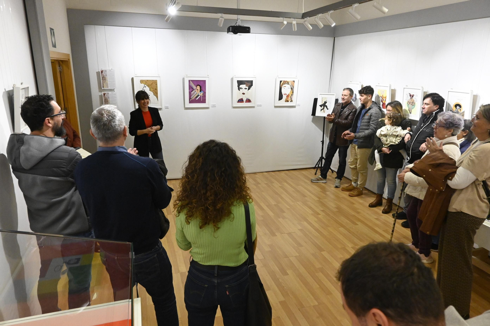 Inauguración de la exposición: Amor Propio de Ana Santos, en imágenes