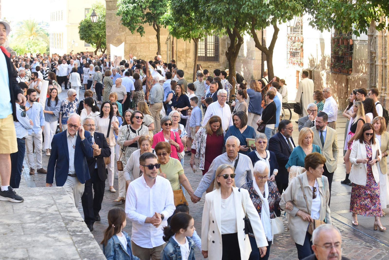 La toma de posesión del nuevo obispo de Córdoba, Jesús Fernández, en imágenes