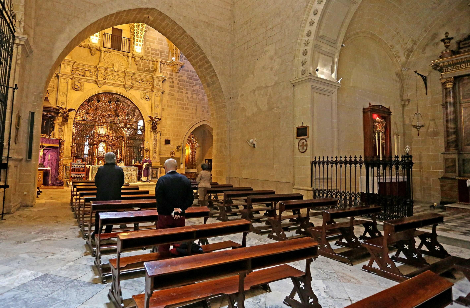 Coronavirus:Imágenes del primer día laborable en Jerez