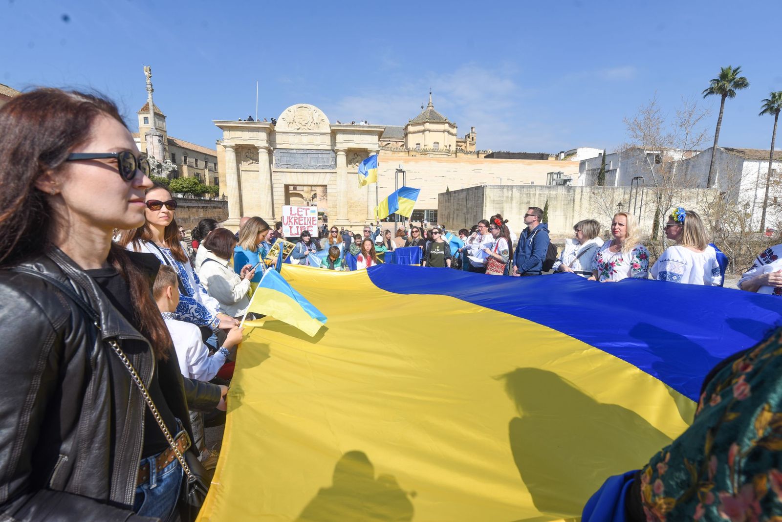El pueblo ucraniano exige desde Córdoba libertad para Ucrania cuatro años después de la invasión rusa