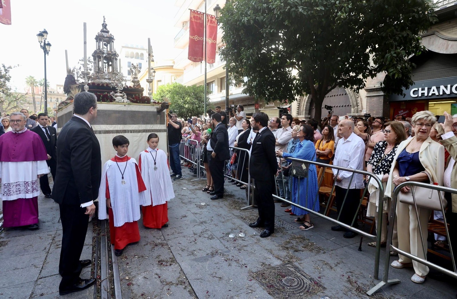 El paso de la Santa Espina. El paso de la Santa Espina.