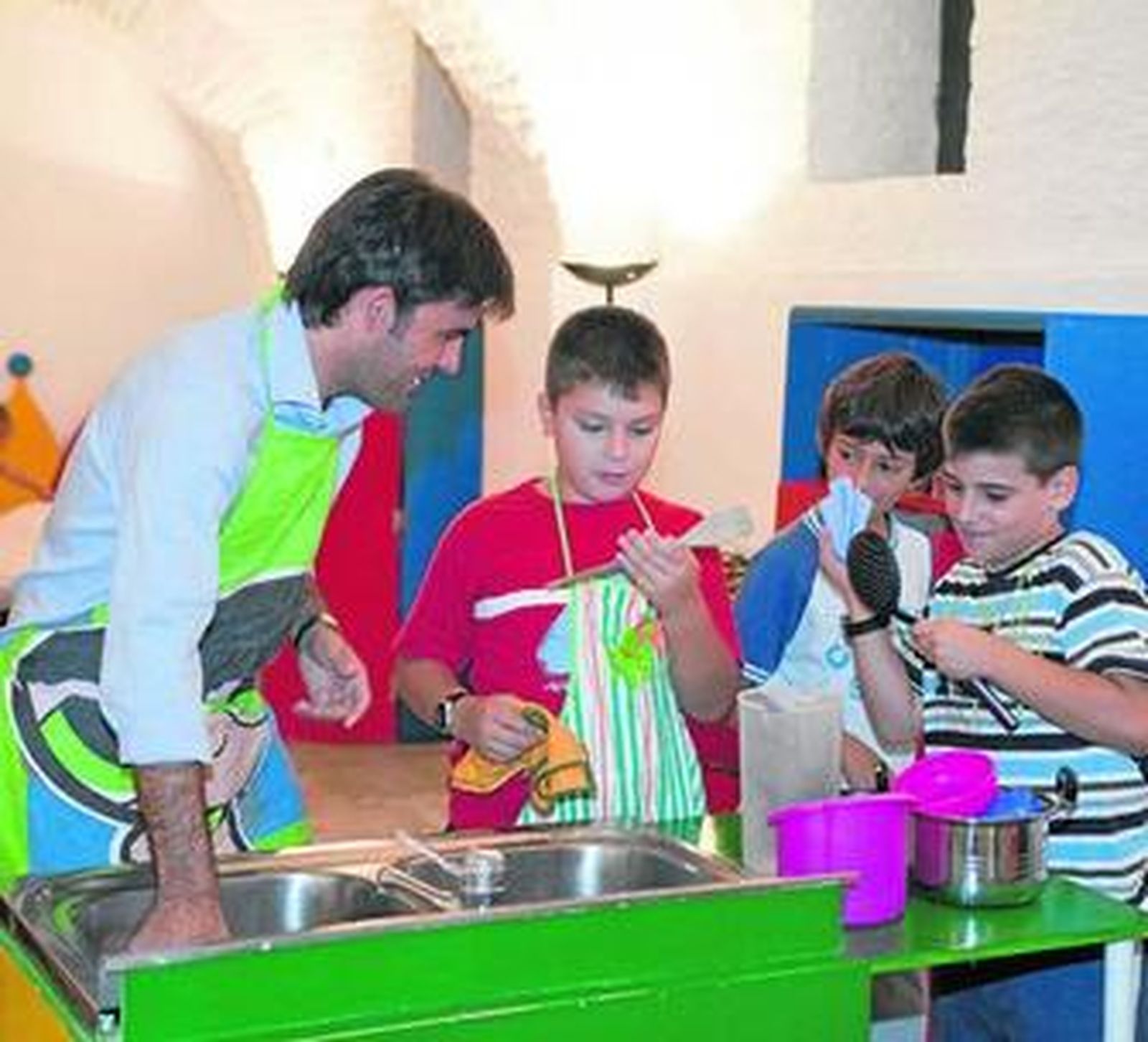 Ayudar en las tareas de casa, una cuestión de igualdad