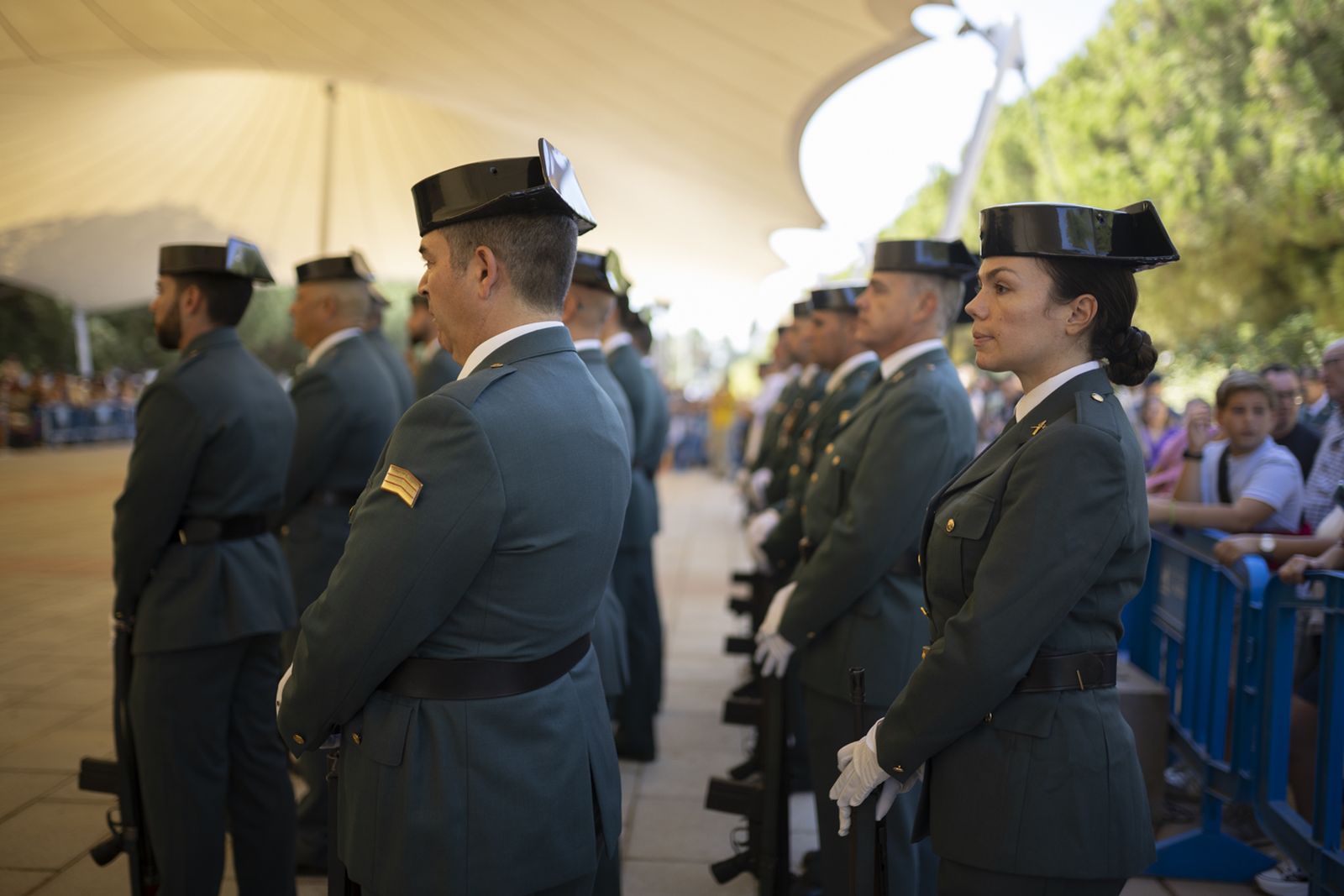 Imágenes de los actos de celebración de la festividad de la patrona de la Guardia Civil, la Virgen del Pilar.