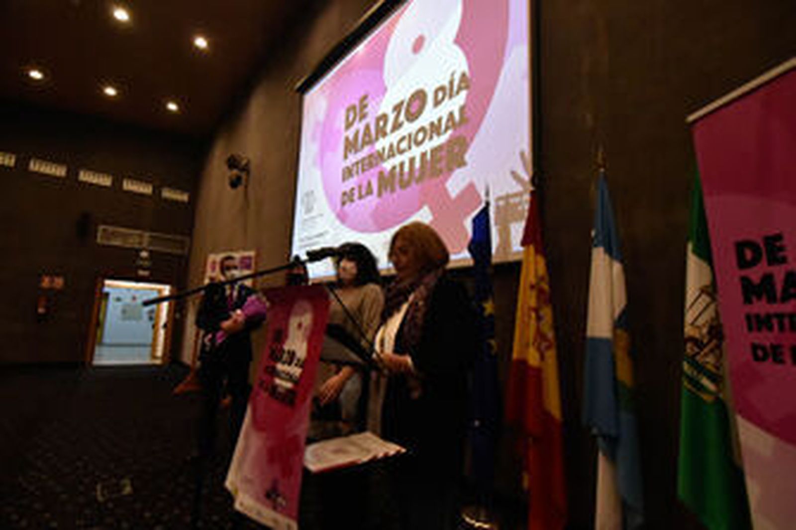 Acto conmemorativo del 8M en La Línea