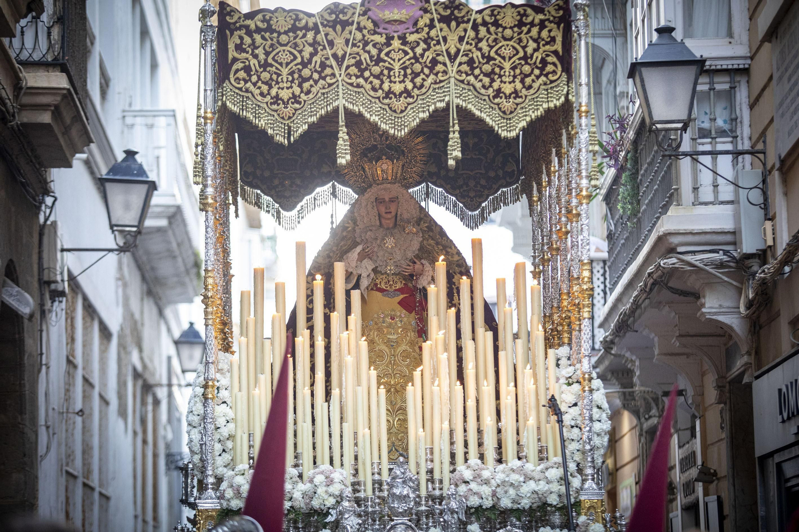 Las imágenes de la cofradía de Humildad y Paciencia en la Semana Santa de Cádiz 2022