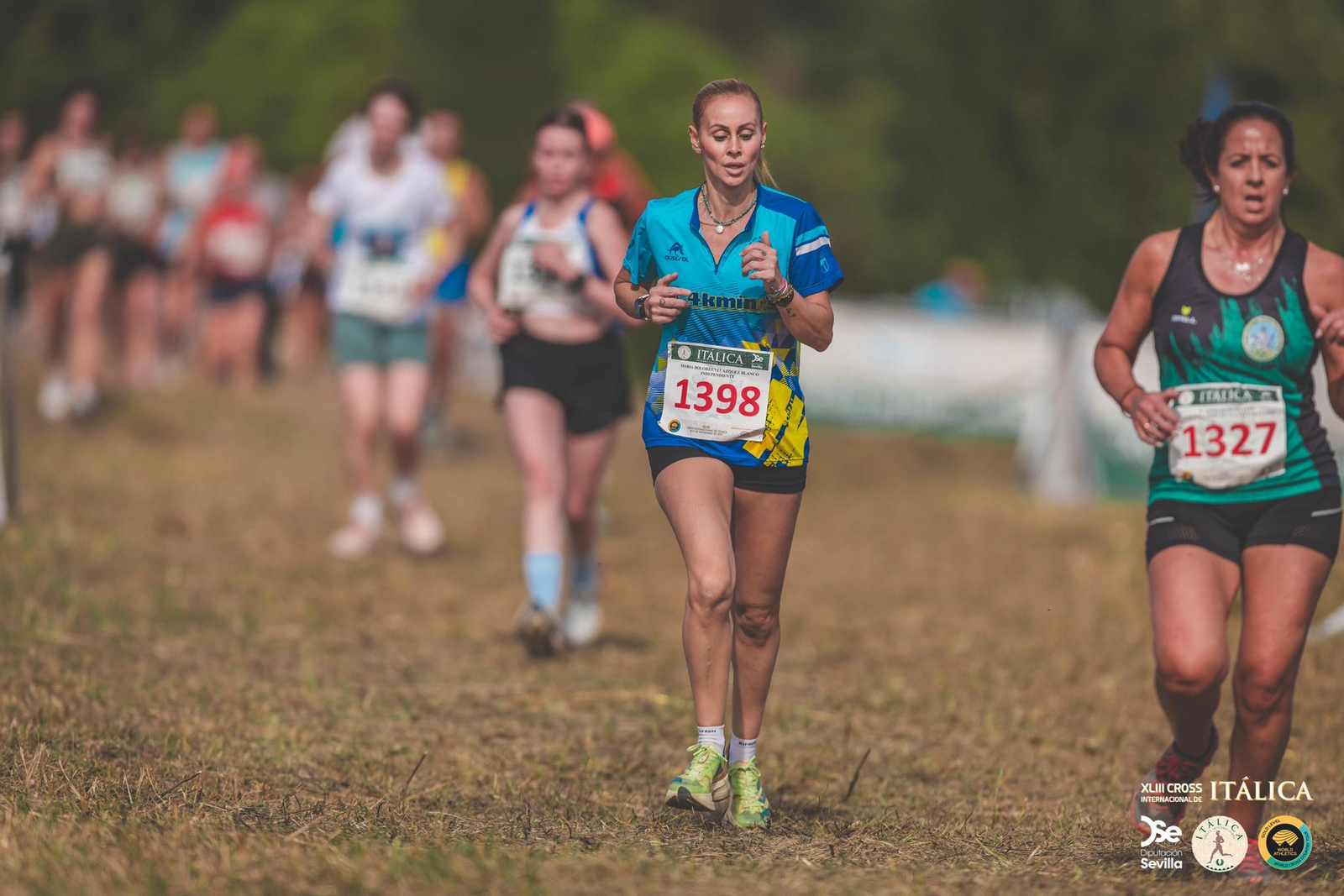 Búscate en las fotos del Cross de Itálica 2025 | 1