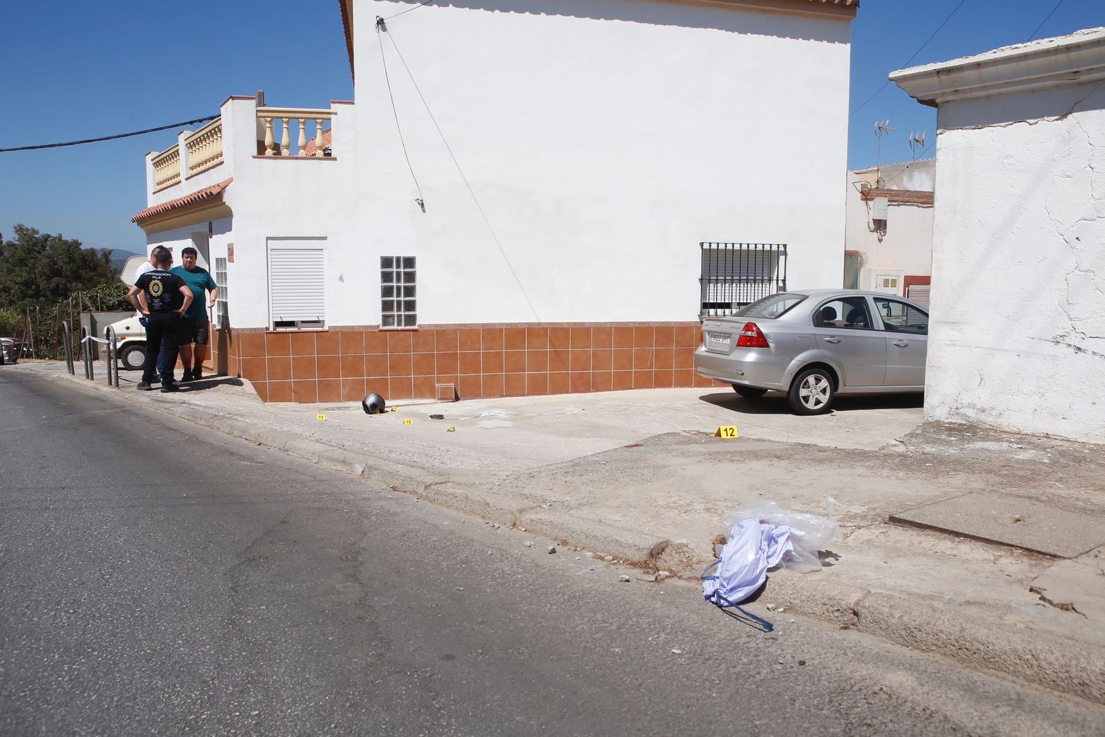 Vivienda de la avenida de las Flores en la que se produjo el accidente.
