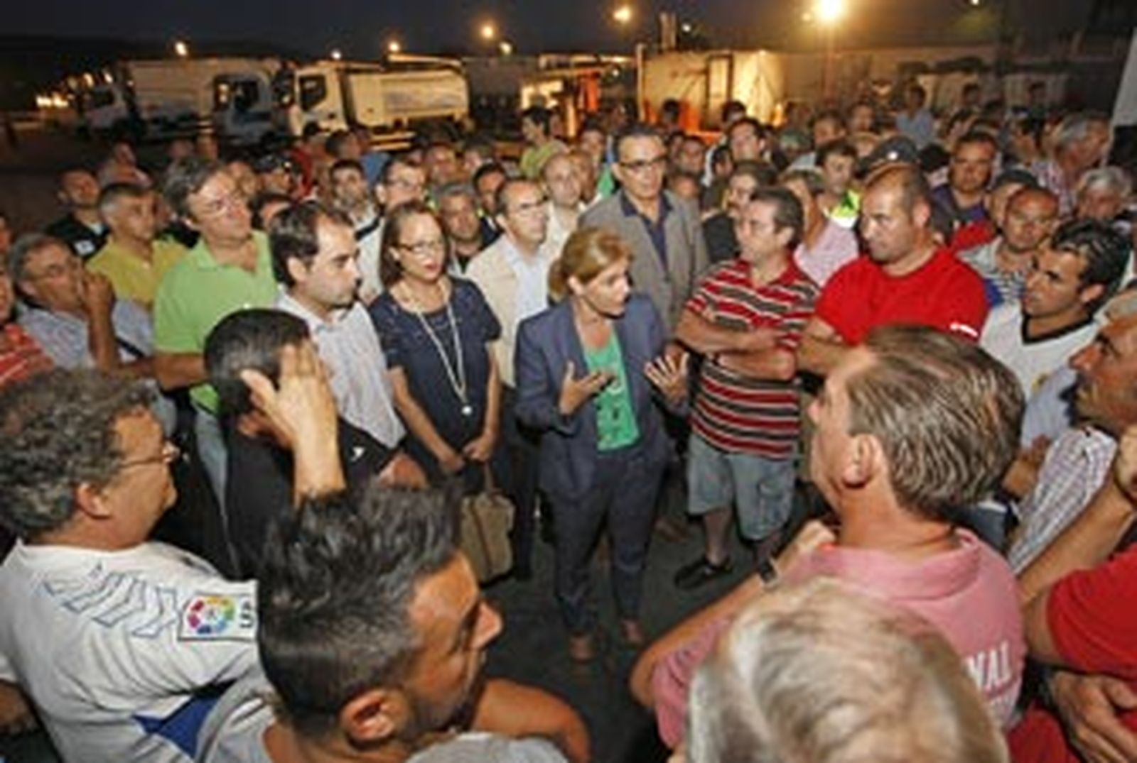 Una huelga indefinida deja a Jerez sin servicio de recogida de basuras