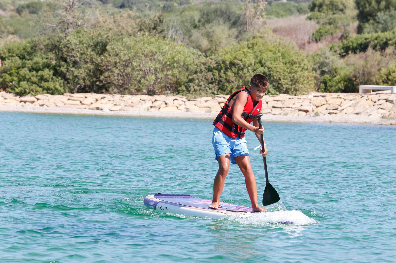 Sotogrande se vuelca con la solidaridad: las mejores imágenes de la Charity Paddle Surf Race 2025