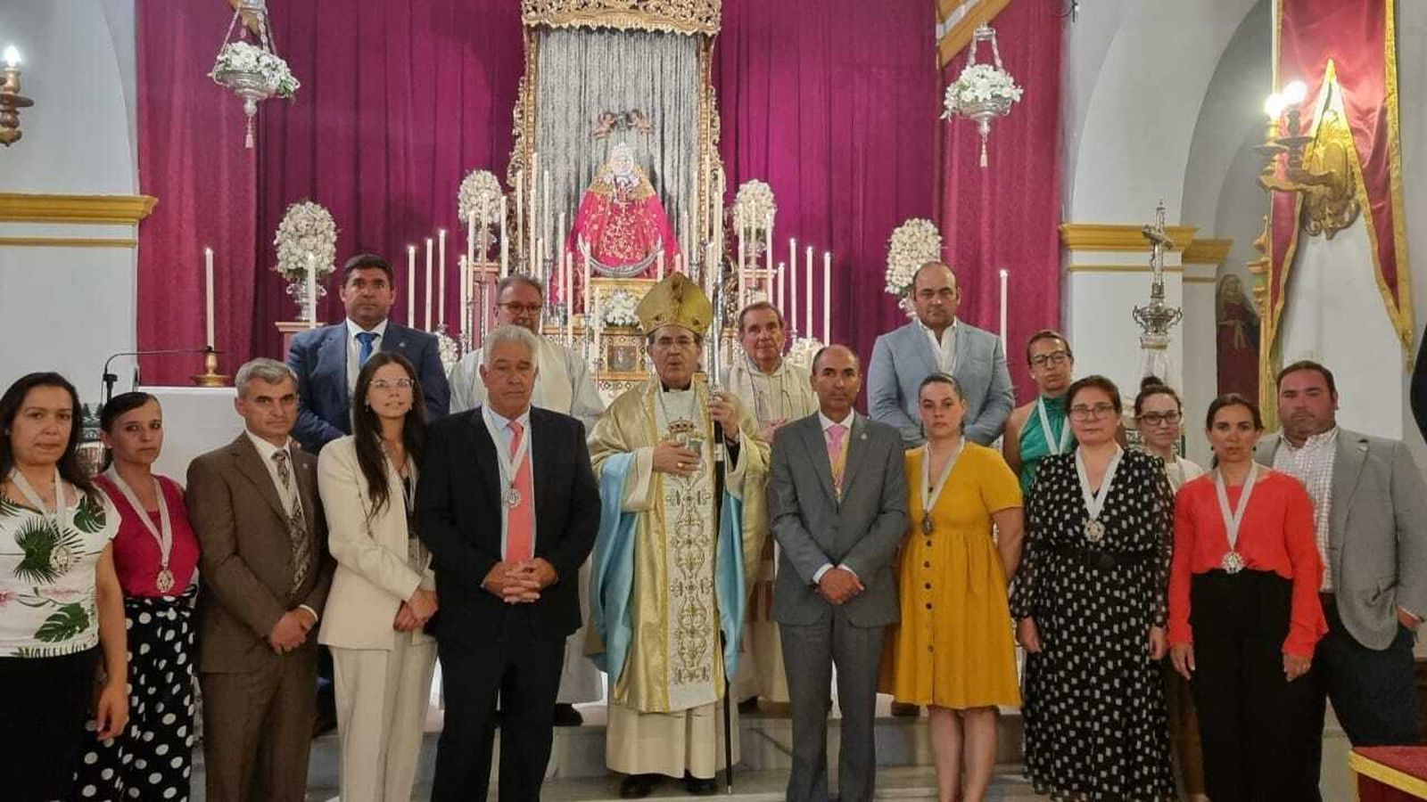 El arzobispo emérito de Sevilla Juan José Asenjo tras el último día del triduo preparatorio