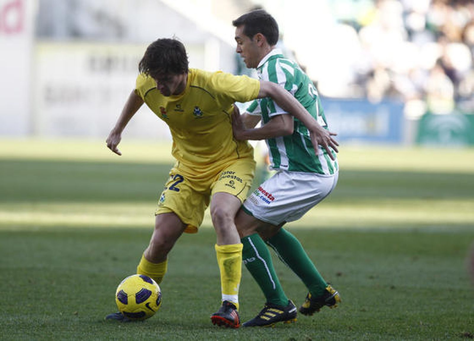 El Betis siguen mostrándose sólido en el Villamarín al ganar 3-0 al Alcorcón. / Antonio Pizarro