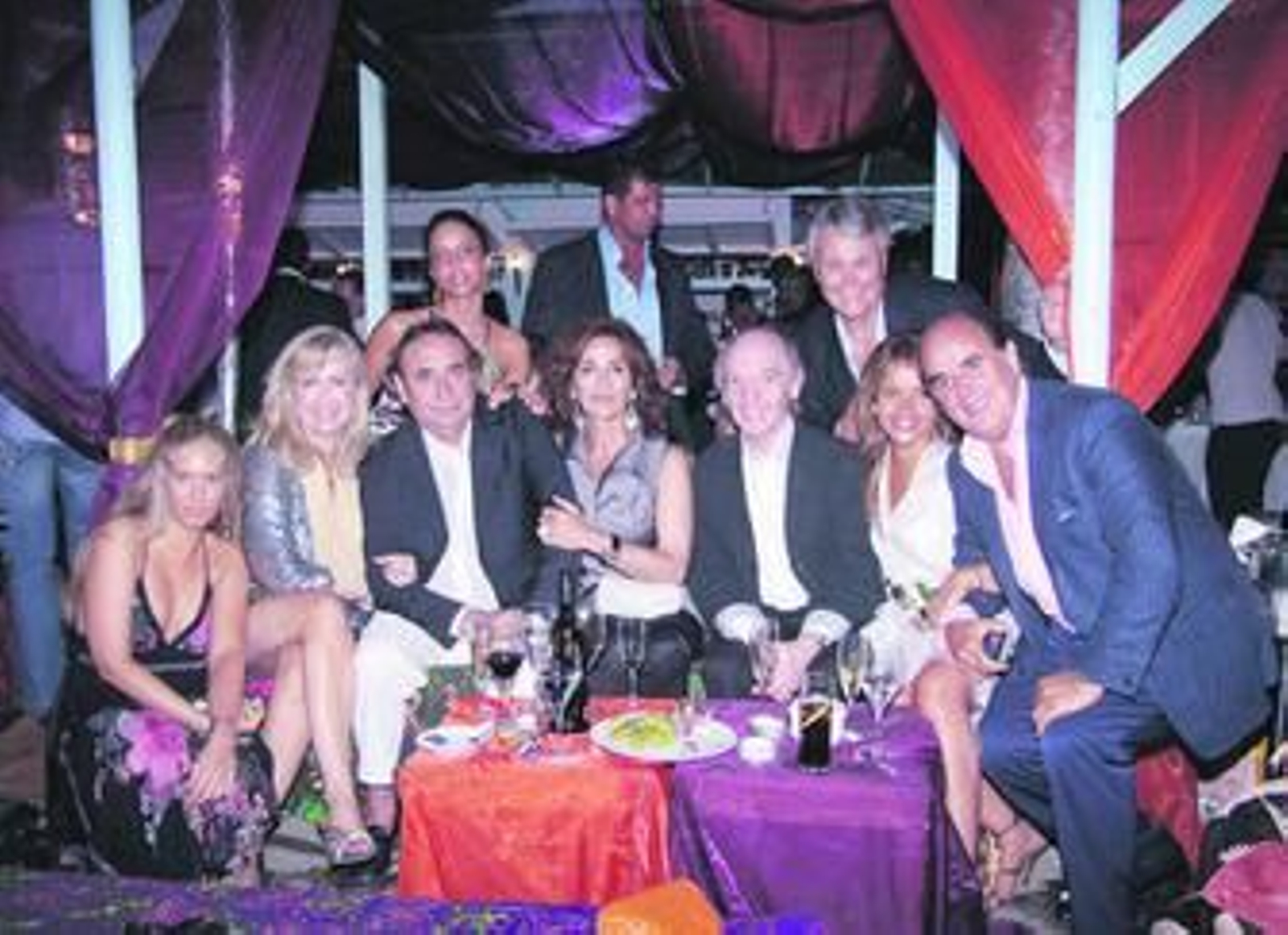 Algunos de los asistentes al Chopard Beach Party.