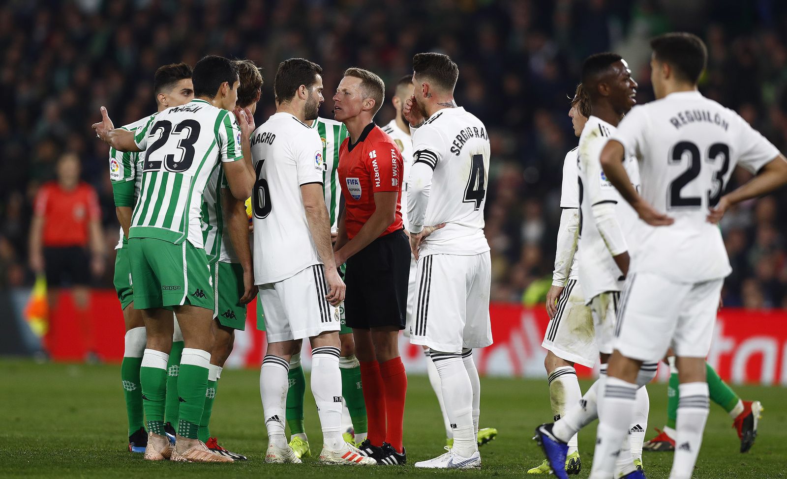 El Betis-Real Madrid, en imágenes