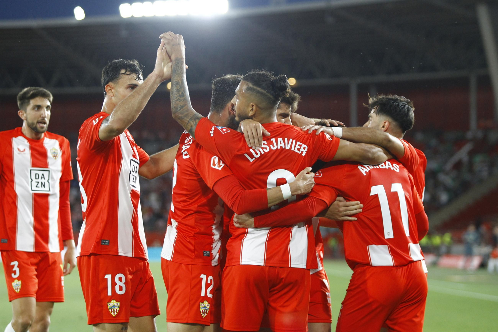 U.D. Almería-Racing de Santander, en imágenes