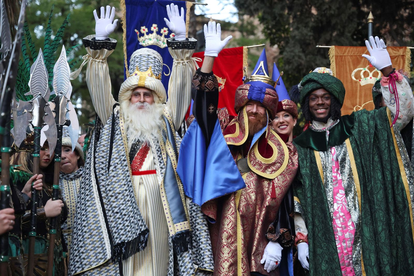 Los Reyes Magos llenan Málaga de ilusión tras la lluvia