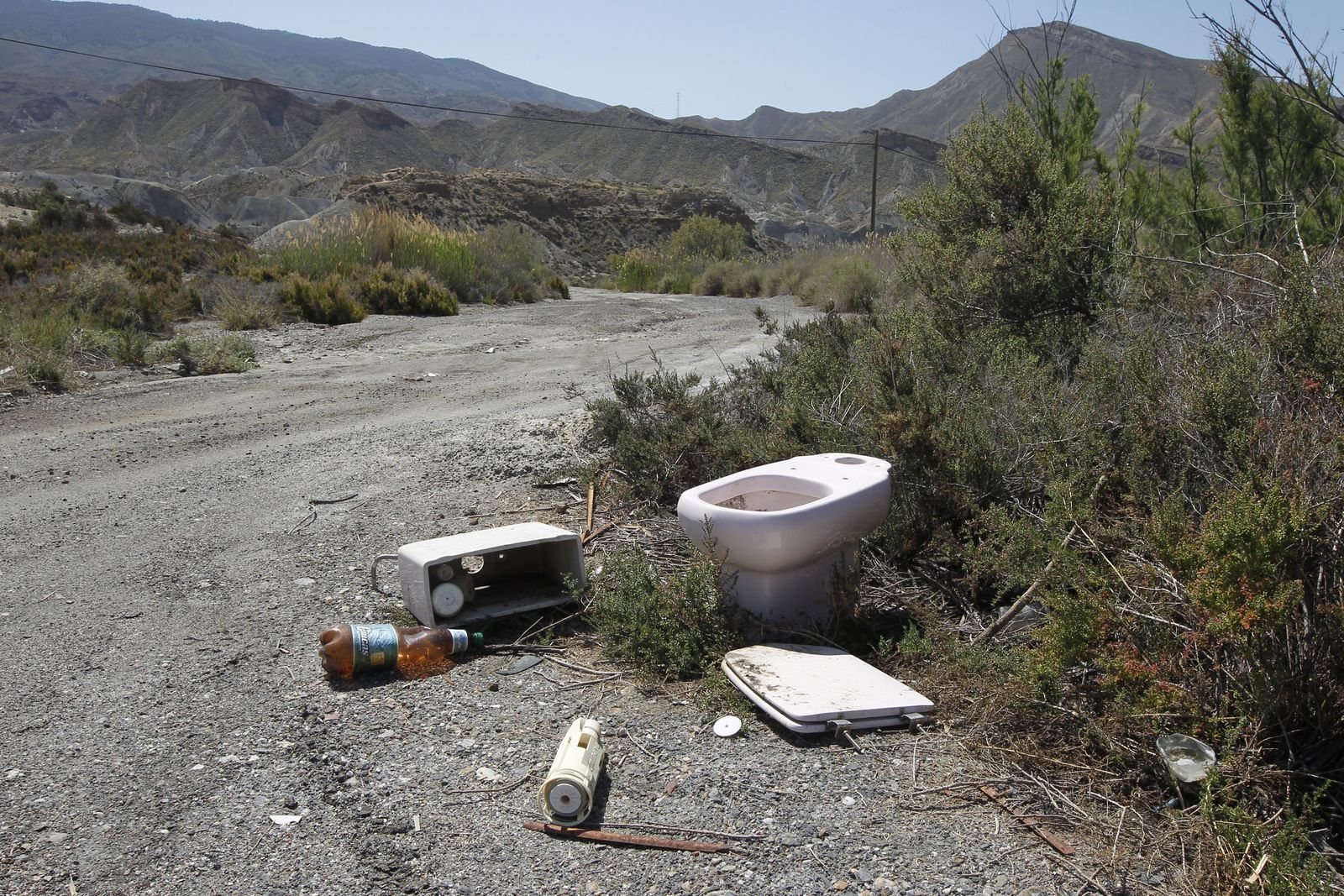 Fotogalería basura en el Desierto de Tabernas