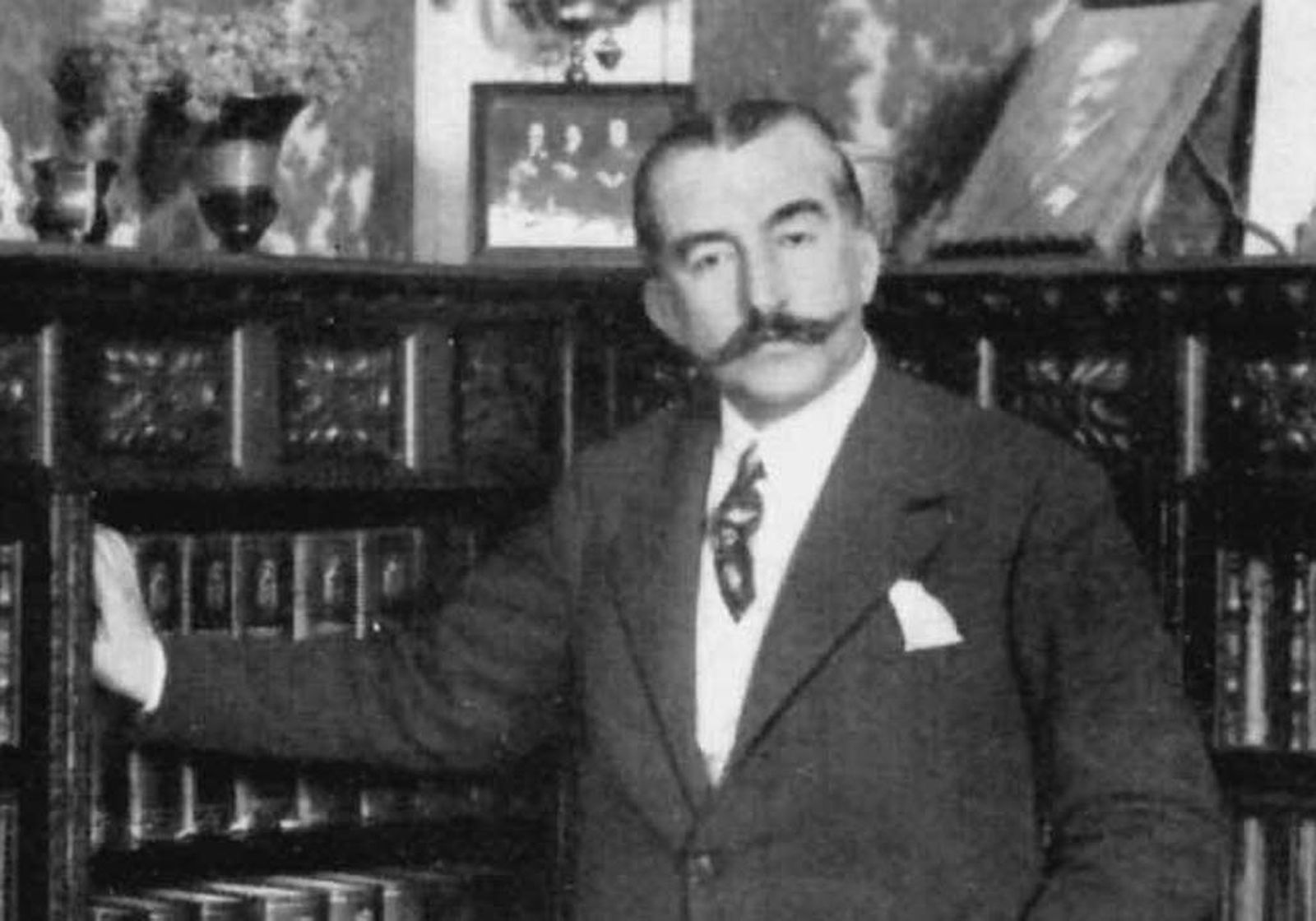 1917 hace 100 añosHomenaje al escritor Pedro Muñoz Seca