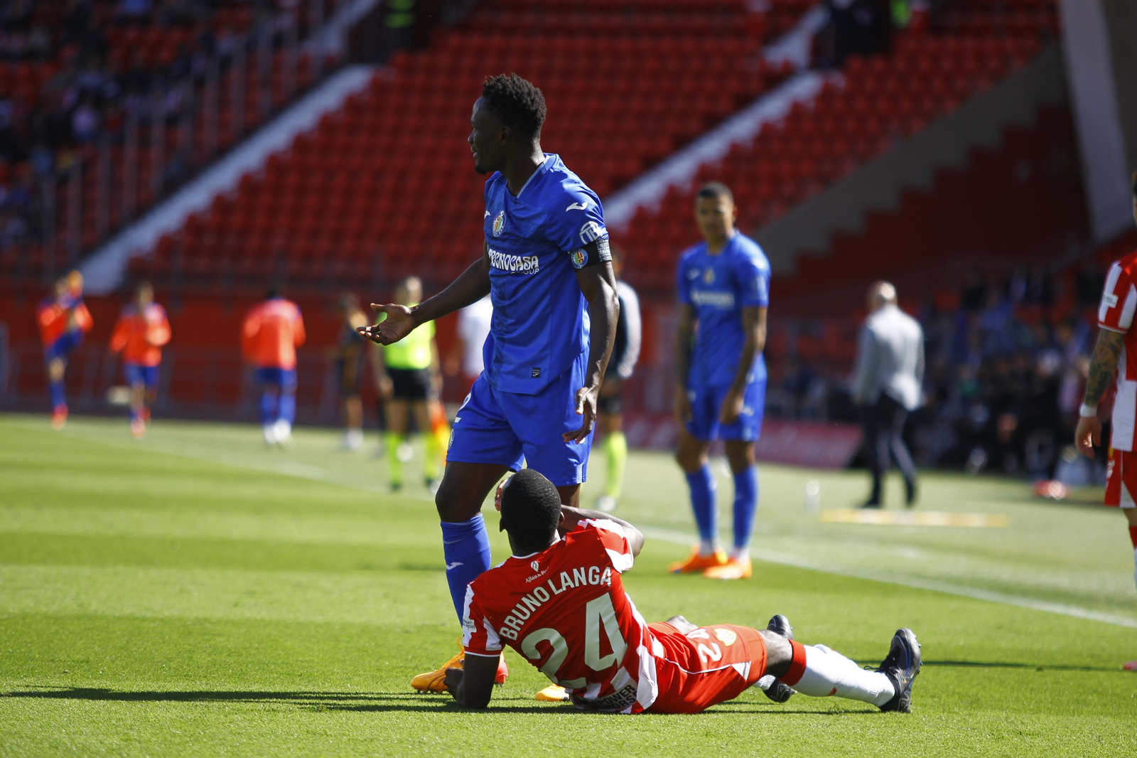 Las imágenes del triste descenso de la UDA ante el Getafe