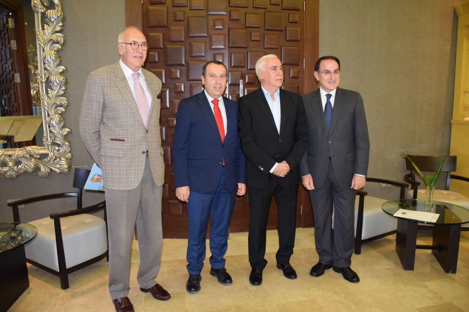 Homenaje a Luciano Alonso de la federación de vecinos Civilis