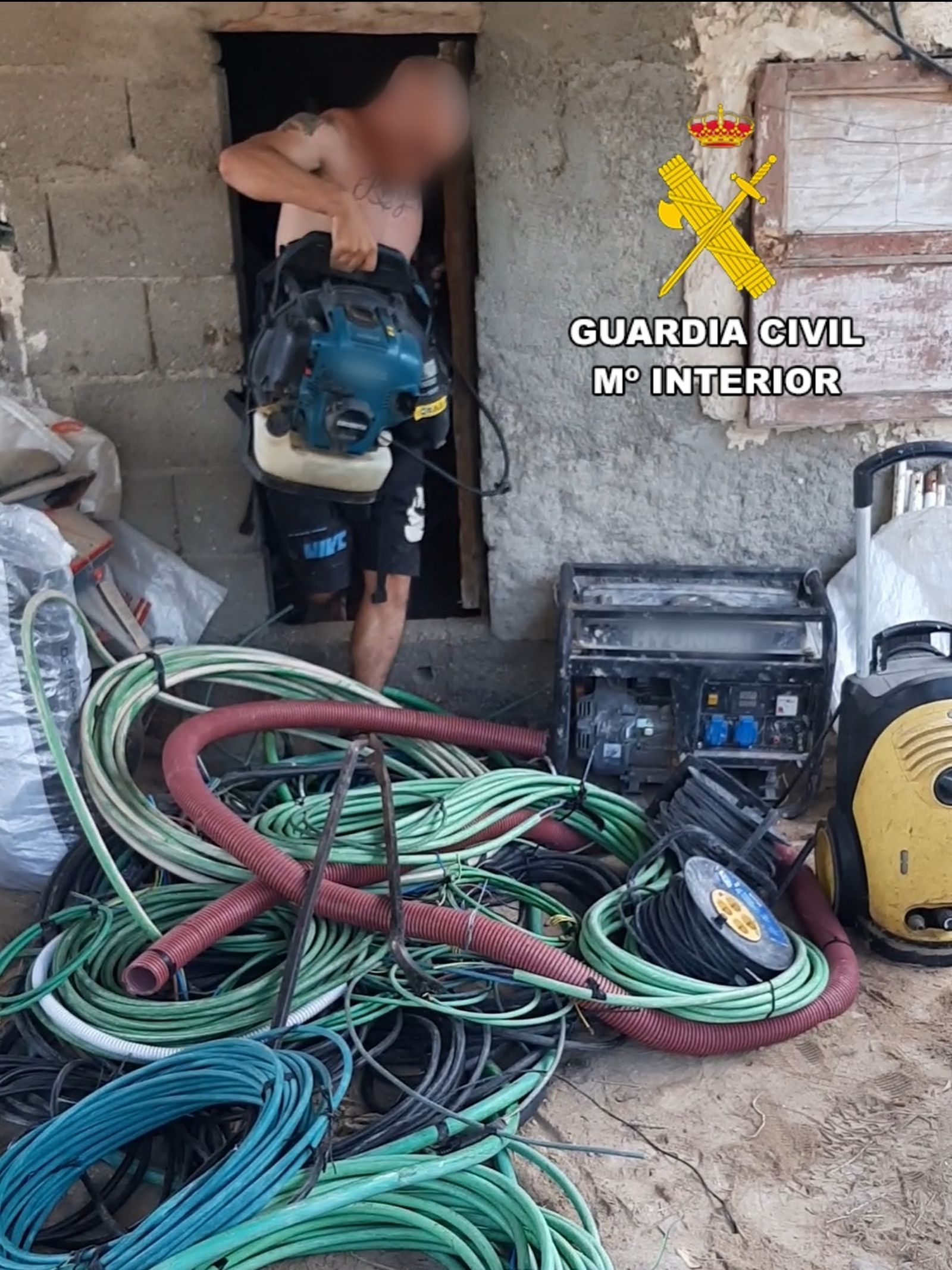 Objetos recuperados por la Guardia Civil.