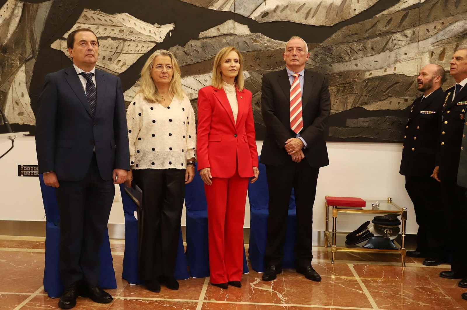 Imágenes del acto conmemorativo del 44 Aniversario de la Constitución Española y en el que se hace entrega al Real Club Recreativo de Huelva del decimotercer Premio Martín Alonso Pinzón a los Valores Constitucionales