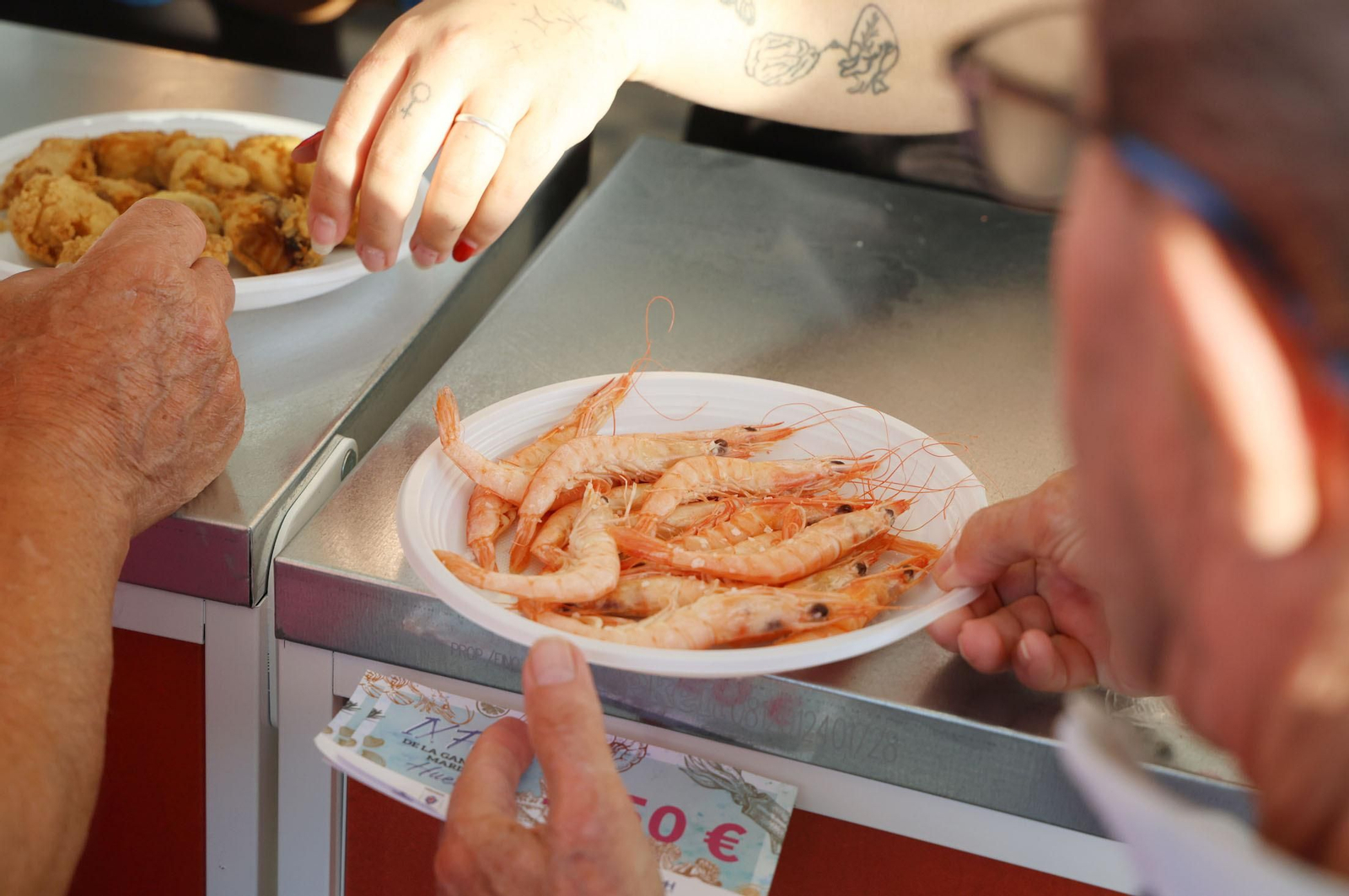 Imágenes de la 'IX Feria de la Gamba y el Marisco' de Huelva