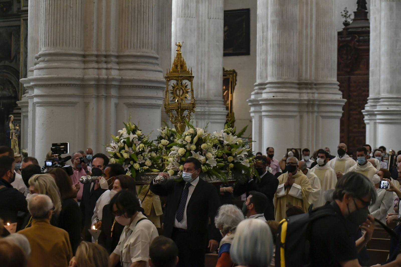 Fotos: la celebración del Corpus Christi 2021 en la Catedral de Granada